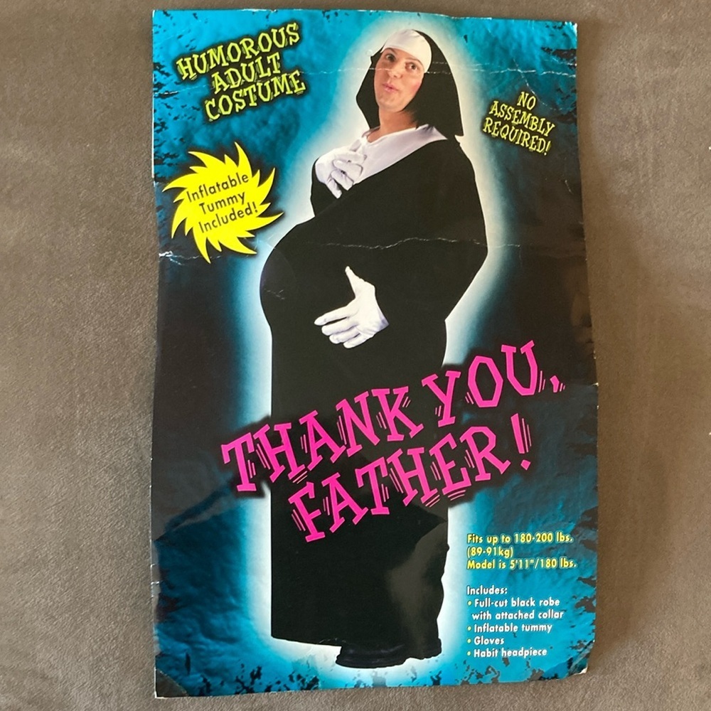 Pregnant nun costume 180-200 pounds